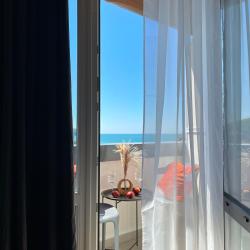 Апартаменты студия гостиничный комплекс Радуга 10И