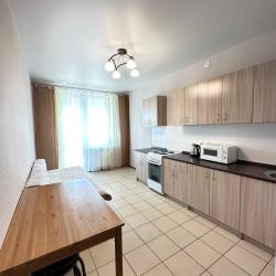 Фото Отель Уютная квартира на улице Юлиуса Фучика 88