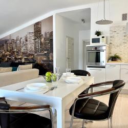 Фото Апартаменты SunVille (Санвиль) на улице Бутлерова