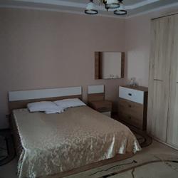 Номер стандарт с 1 двуспальной кроватью