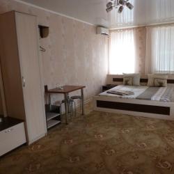 Номер стандарт с 1 двуспальной кроватью