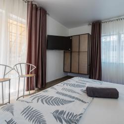 1-комнатные апартаменты студия № 10 с личной террасой !