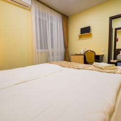 Фото Мини-Отель НАШ