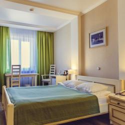 Номер стандарт с 1 двуспальной кроватью