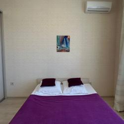 Фото Апартаменты на улице Краснодонская 5