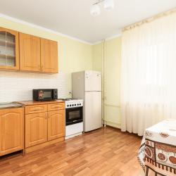 Фото Апартаменты на улице им. Генерала Трошева 41