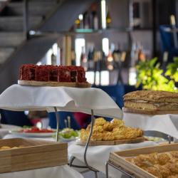 Фото Отель Orient Hotel Bishkek (Ориент )