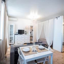 Фото Отель Smile Apartments (Смайл Апартментс) на проспекте Чехова 79