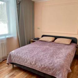 Номер стандарт с 1 двуспальной кроватью