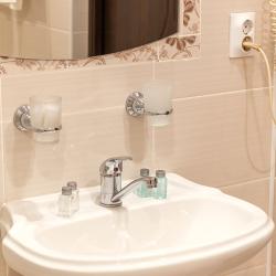 2-комнатный номер люкс с 1 двуспальной кроватью