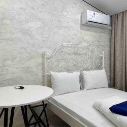 Студия с мини кухней 333