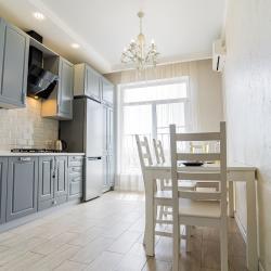 Фото Отель LetoApart (ЛетоАпарт) на улице Суворовская 71-199