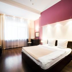 Номер стандарт с 1 двуспальной кроватью