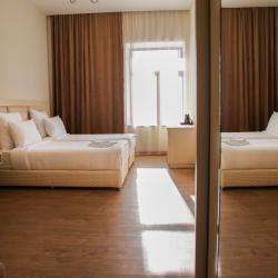 Номер делюкс комфорт с 1 двуспальной кроватью