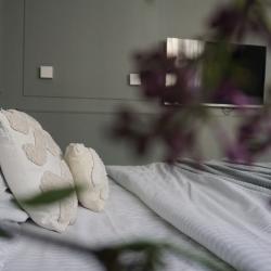 Фото Отель Просторная трехкомнатная квартира