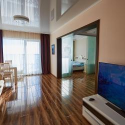 3-комнатные апартаменты люкс г. Сочи, ул. Черноморская, 10, кв. 69