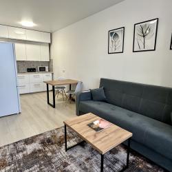 Фото Уютные апартаменты на улице Газовиков 73к4