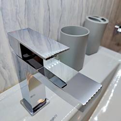 Фото Отель Уютные сутки на улице Николая Баженова 10