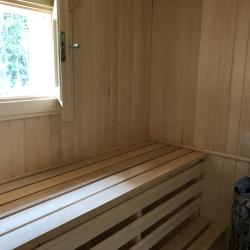 4-комнатный коттедж улучшенный с 5 односпальными и 2 двуспальными кроватями