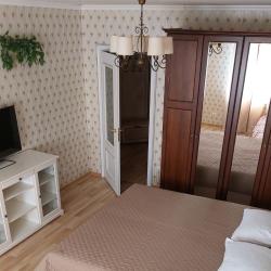 2-комнатные апартаменты улучшенные Бажова, 68
