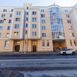 Фото Апартаменты на улице Моисеенко 5