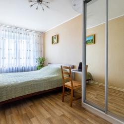 Фото Апартаменты на улице Ильинской 37