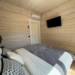 Фото Отель Sunny Home Дом на ул. Мира 32 (Санни Хоум)