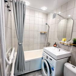 Фото Отель Уютная квартира в самом центре города от сети квартир 