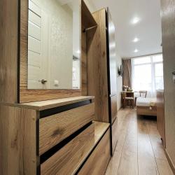 Апартаменты улучшенные гостиничный комплекс Радуга 10И