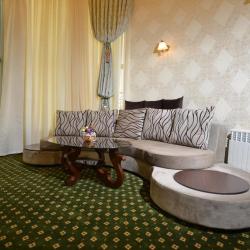 Номер люкс с 1 двуспальной кроватью