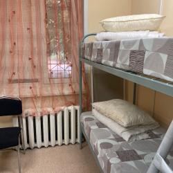 Кровать в 8-местном общем номере