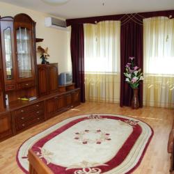 2-комнатный номер люкс улучшенный с 1 двуспальной кроватью