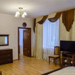 Номер люкс с 1 двуспальной кроватью (корпус Звездочный)