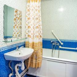 2-местный номер стандарт с 1 двуспальной кроватью