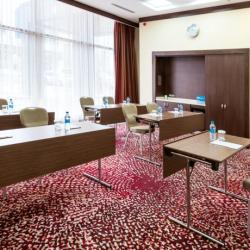 Фото Отель Hilton Garden Inn Astana (Хилтон Гарден Инн Астана)