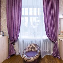Номер люкс семейный с 1 двуспальной кроватью