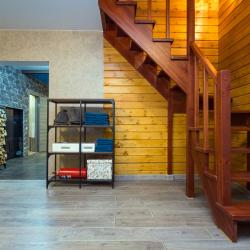 Фото Отель VIP Коттедж Loft House Scout (ВИП Коттедж Лофт Хаус Скаут)