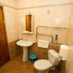 3-местный 2-комнатный номер люкс