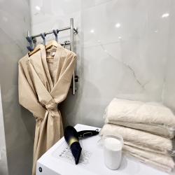 2-комнатные апартаменты стандарт в центре Тюмени с живописным прудом