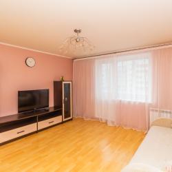 Фото Апартаменты на улице Академика Королёва 7