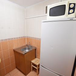 Кровать в 6-местном общем мужском номере