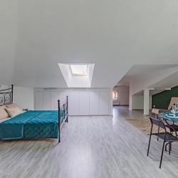 Фото Апартаменты на улице Меридианная