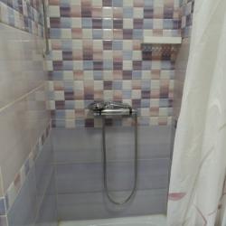 Фото Отель ApartUnit (АпартЮнит) на улице Челюскинцев