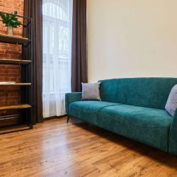 Фото Отель FlatStay Мойки 82| Трёшка у Исаакиевского собора в стиле Лофт, с просторной гостиной и 2-м ярусом