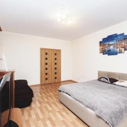 Фото Апартаменты на улице Чистопольская 85