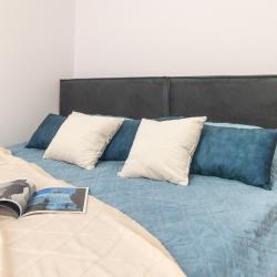 Фото Отель LovelyHome 39 (ЛавлиХоум 39) на улице Комсомольская 77