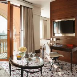Four Seasons Hotel Moscow (Фо Сизонс) — fc694666361597cc1614a0399fcebf8f