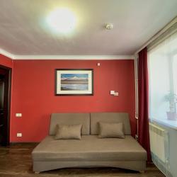 5-комнатные апартаменты стандарт ул. Комсомольская 1, 1 этаж. Рядом с ФСК