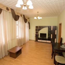 Двухкомнатный двухместный люкс (с джакузи)