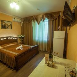 Фото Отель Каштан
